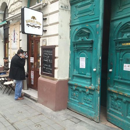 Peaceful Central Stay Gozsdu Будапеща Екстериор снимка