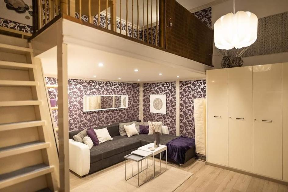 Peaceful Central Stay Gozsdu Будапеща Екстериор снимка